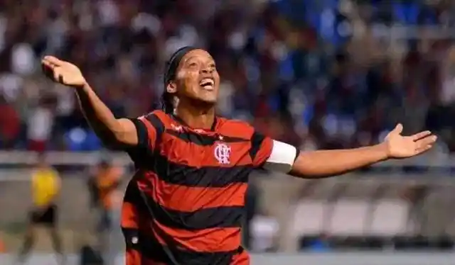 但却充满了 但却充满了